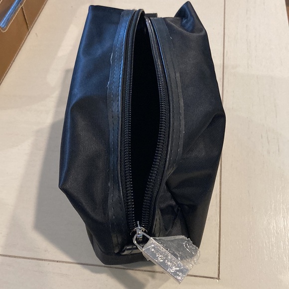 NWOT JACK BLACK SHAVING KIT WITH DALLAS COWBOYS STAR ON ONE SIDE! - Picture 3 of 4